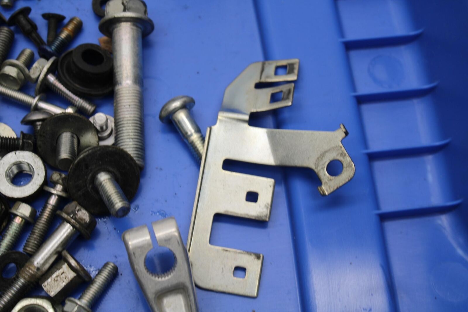 2007 Honda CBR600RR MISCELLANEOUS BOLTS HARDWARE MOTOR SCREWS BB596