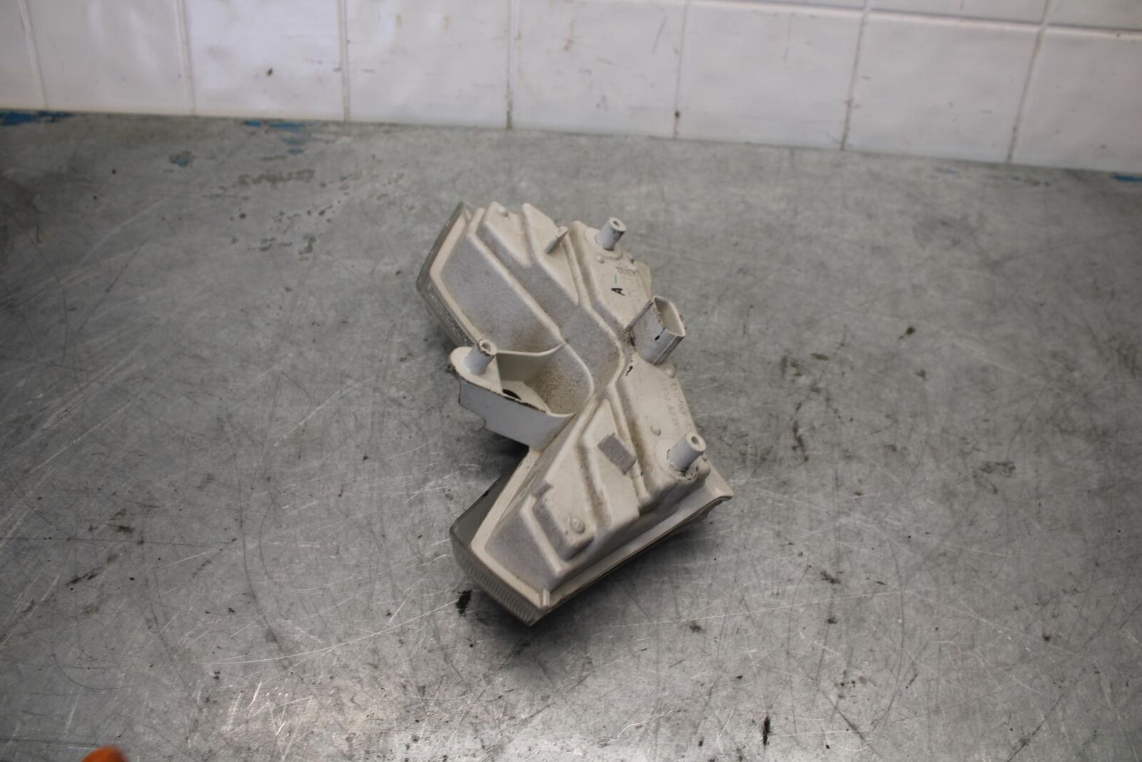 06-07 KAWASAKI NINJA ZX14R REAR TAIL TAILLIGHT BACK BRAKE LIGHT bb433