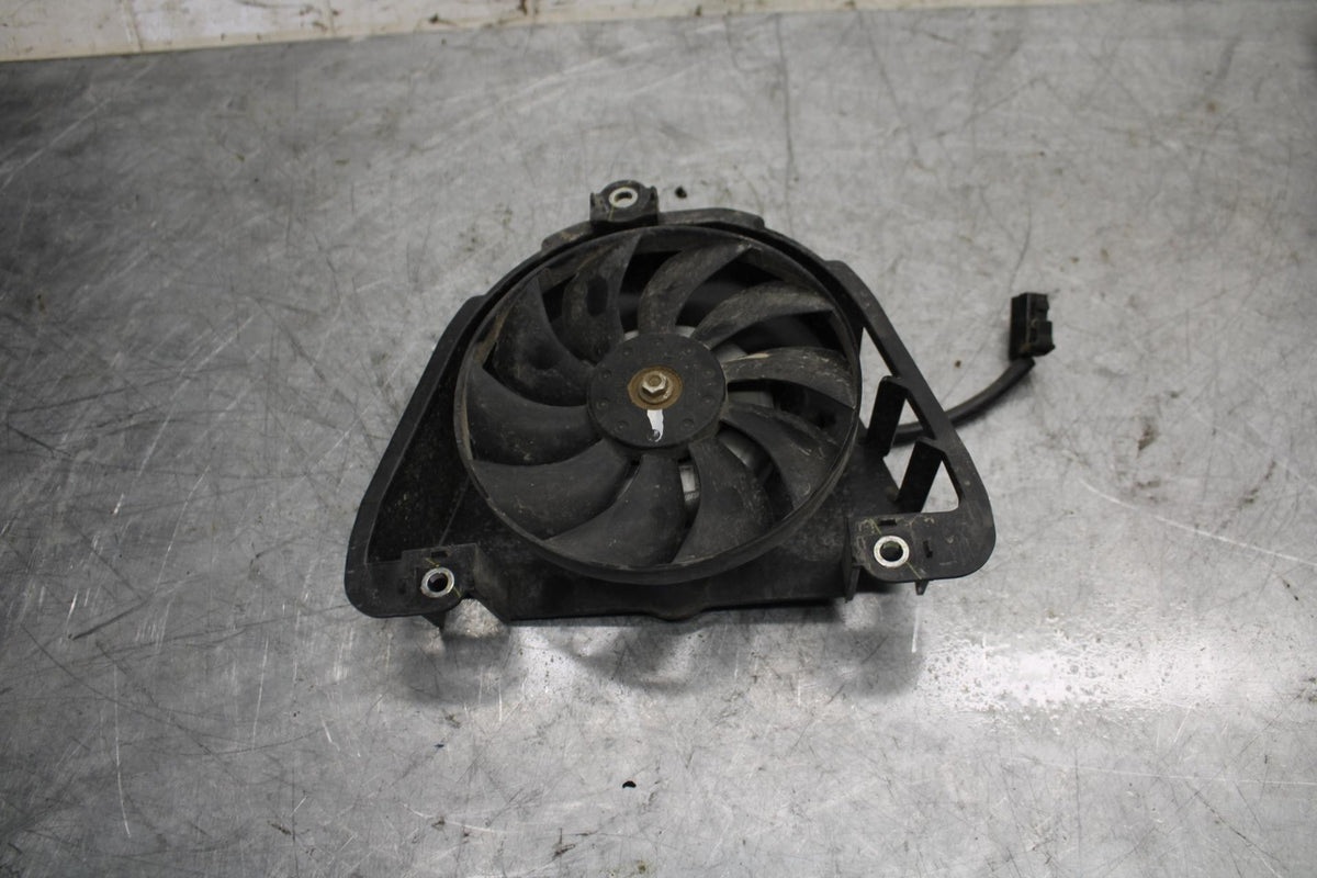 2015 Yamaha YZF R3 ENGINE RADIATOR COOLING FAN 2MS-E2405-00-00 BB526