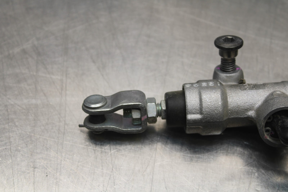 13 KAWASAKI NINJA 650 EX650F ABS REAR BRAKE MASTER CYLINDER W RESERVOIR  BB828