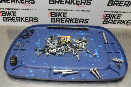 24-25 SUZUKI GSXR1000 MOUNTING BOLTS HARDWARE MOTOR SCREWS BB767