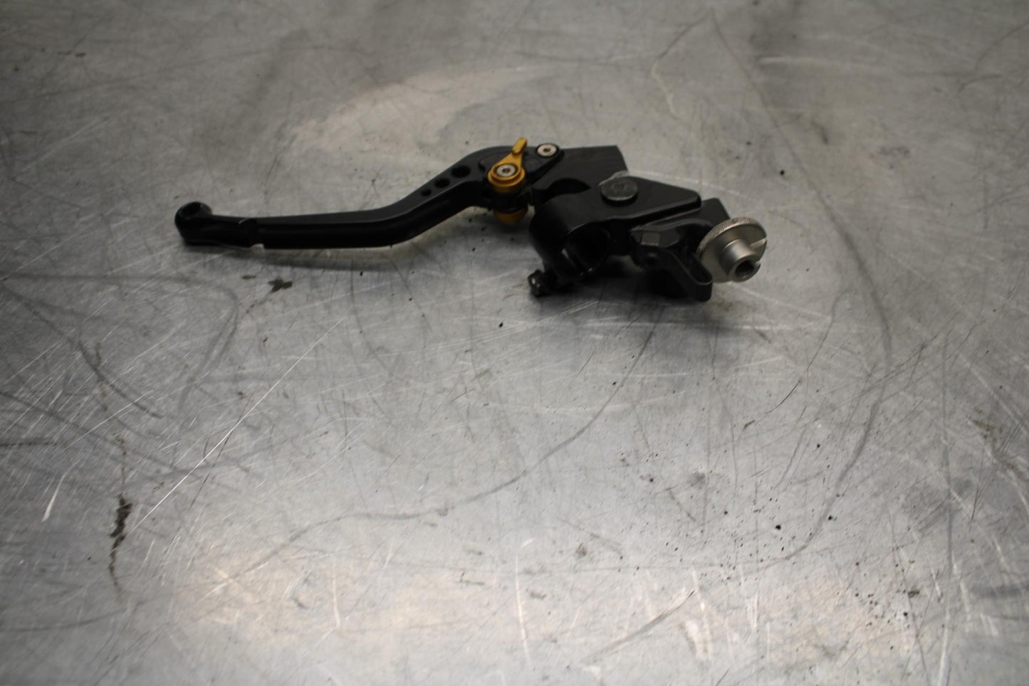 09-14 YAMAHA YZF R1 CLUTCH PERCH MOUNT WITH LEVER  BB448