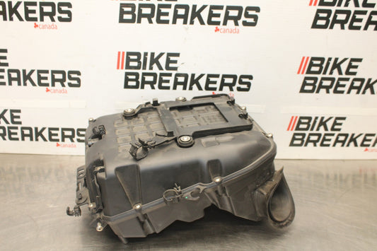 24 APRILIA TUONO V4 1100 FACTORY ABS AIRBOX AIR INTAKE FILTER BOX BB887