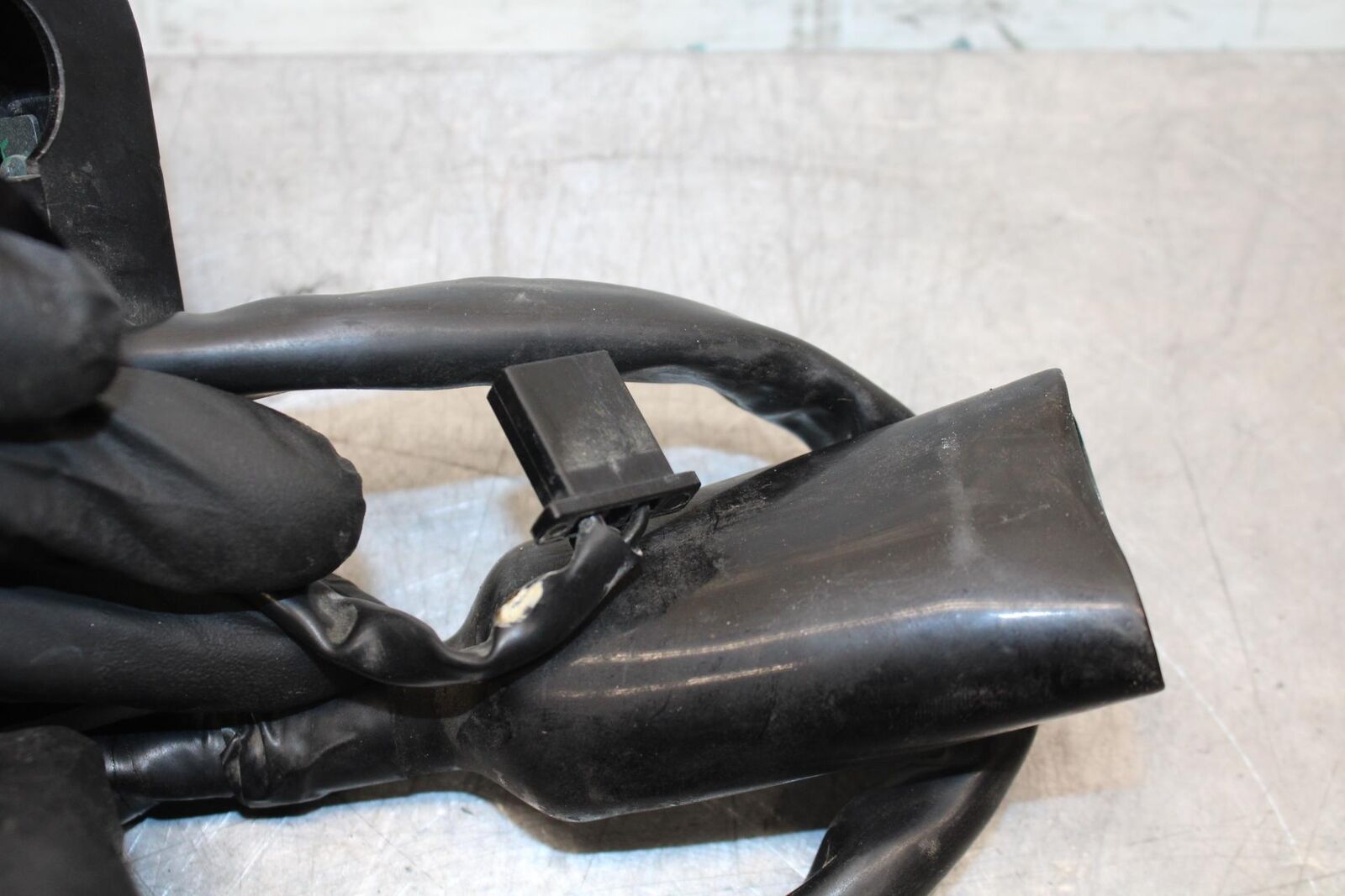 2015 Kawasaki Ninja 300 EX300 RIGHT CLIP ON HANDLE KILL OFF START SWITCH BB61