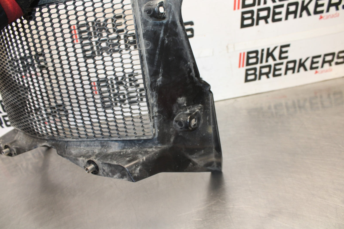 19 BMW F750GS ENGINE RADIATOR MOTOR COOLER COOLING RADIATER COVER GUARD BB938