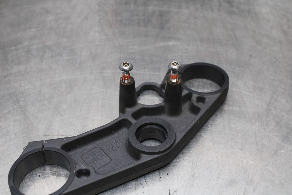 06-07 SUZUKI GSXR 600 FORKS UPPER TRIPLE TREE CLAMP BB178