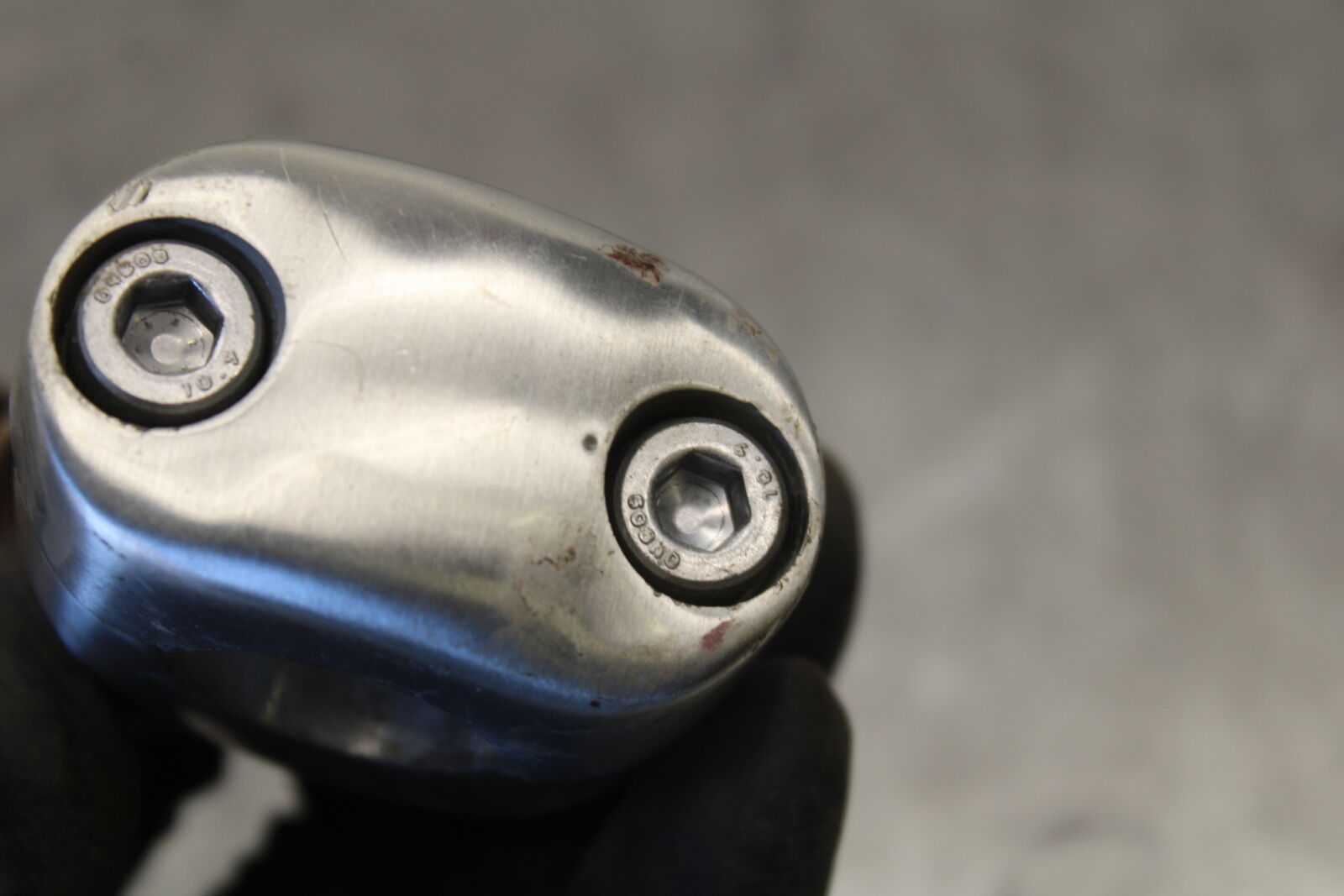 05-06 YAMAHA ROYAL STAR HANDLEBAR RISERS BB697