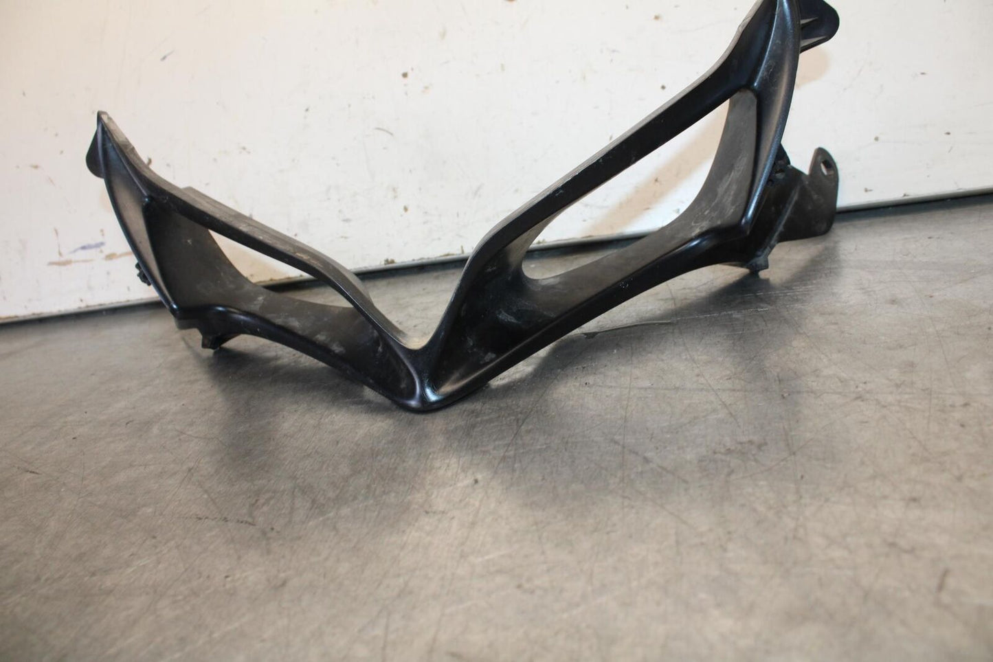 08-10 SUZUKI GSXR 600  FRONT CENTER COWL FAIRING BB101