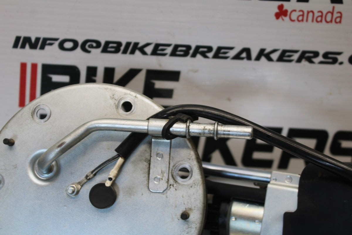 12 HONDA CB1000R FUEL PUMP GAS PETROL SENDER UNIT BB200