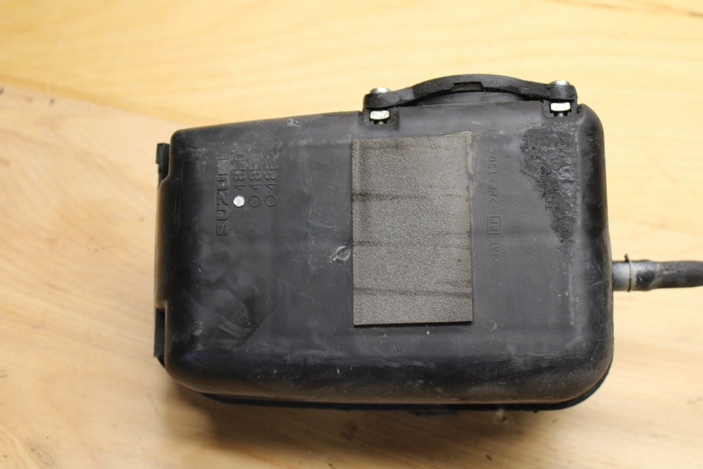 97-04 SUZUKI MARAUDER 800 AIRBOX AIR INTAKE FILTER BOX  W/K&N FILTER BB312