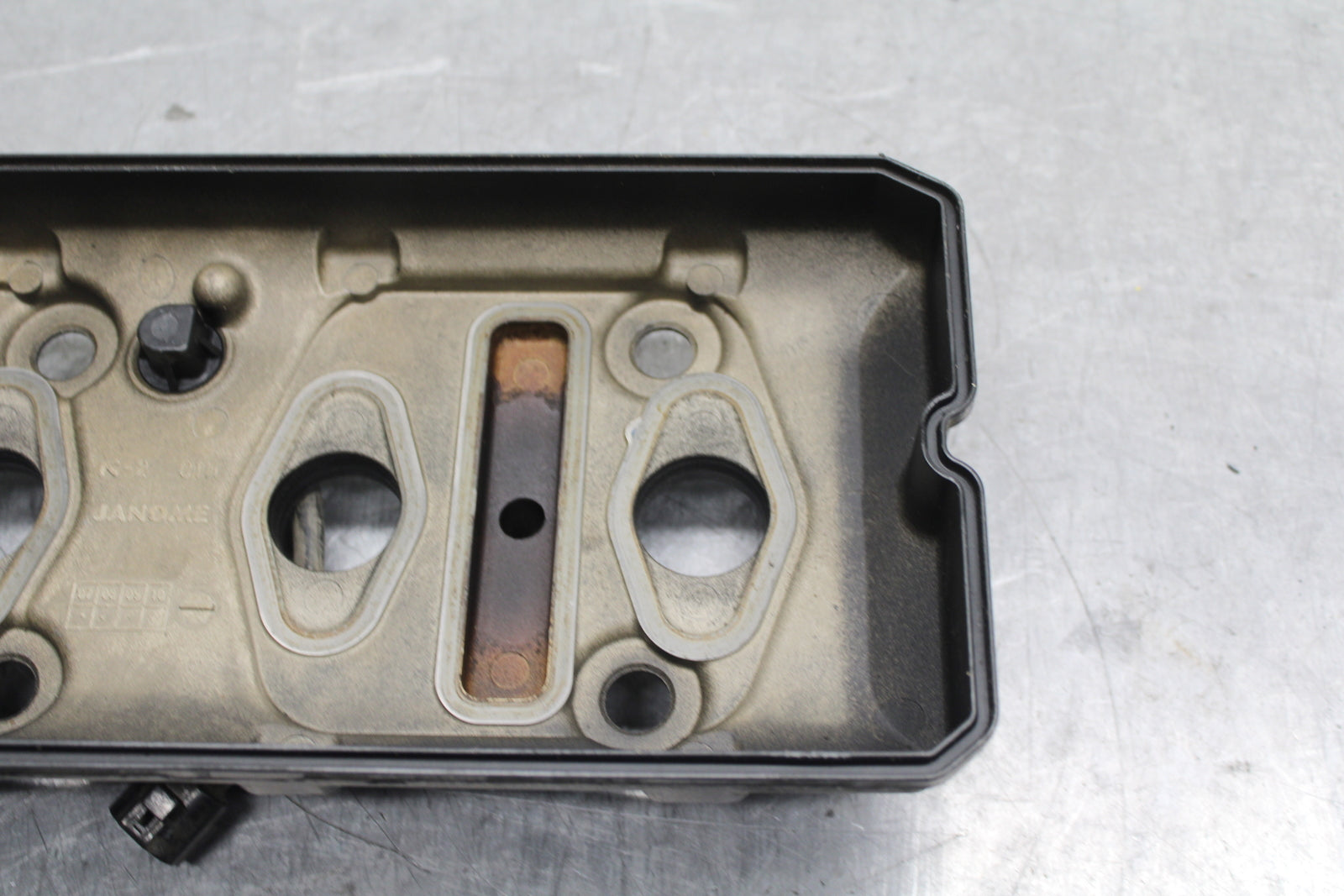 08-10 SUZUKI GSXR750 ENGINE TOP END CYLINDER HEAD COVER BB119