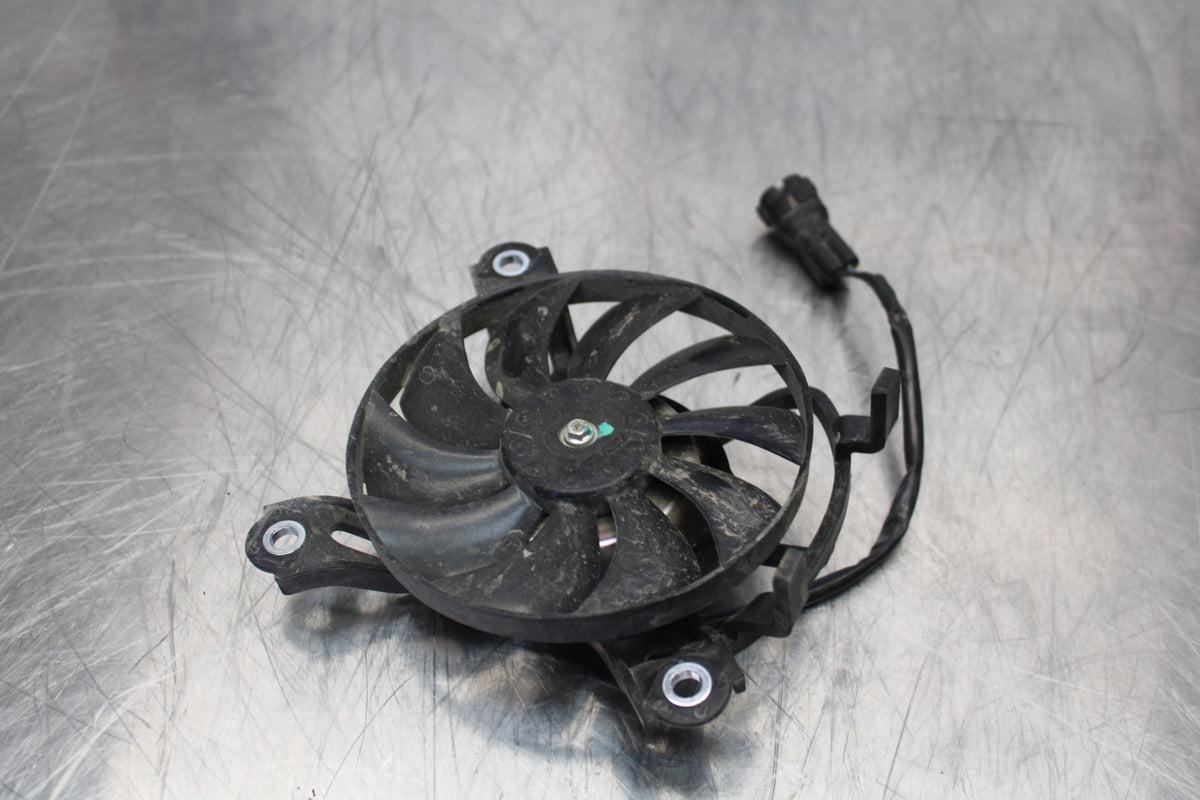 15-16 HONDA CB300F ENGINE RADIATOR COOLING FAN BB150