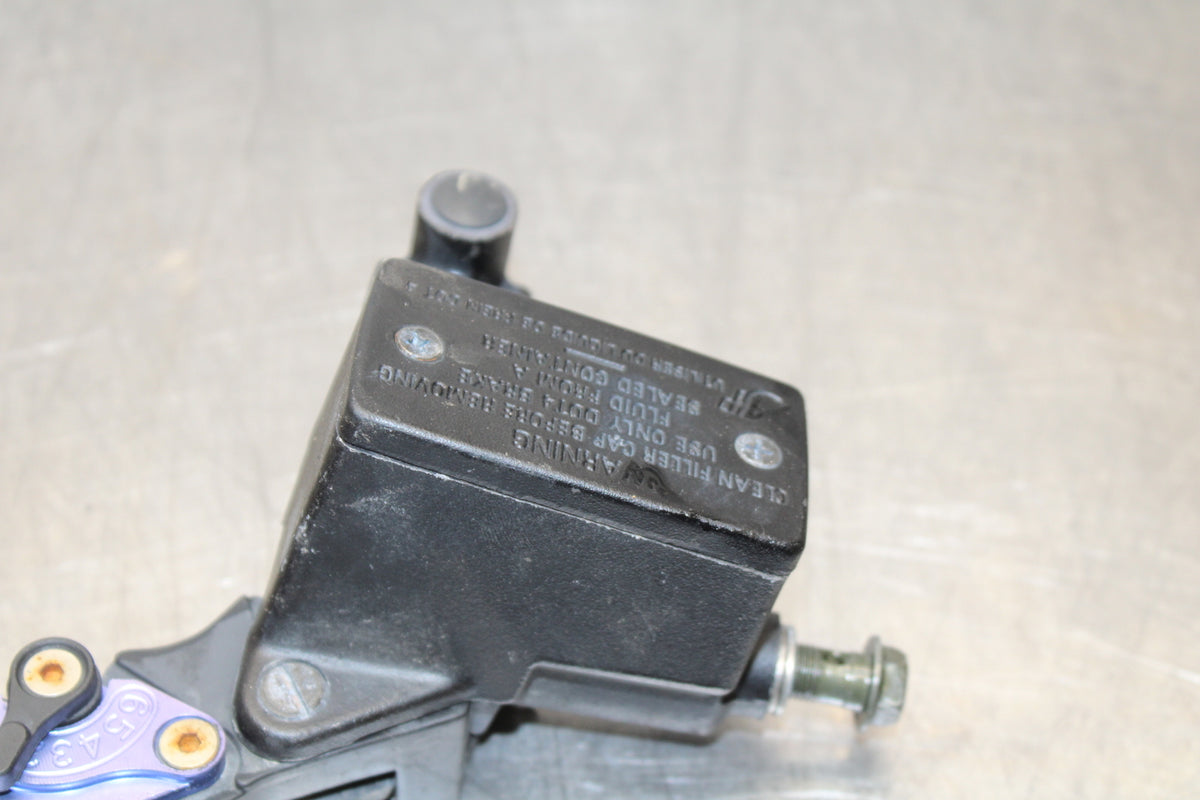 04-09 SUZUKI GS500F FRONT BRAKE MASTER CYLINDER w/ LEVER BB165