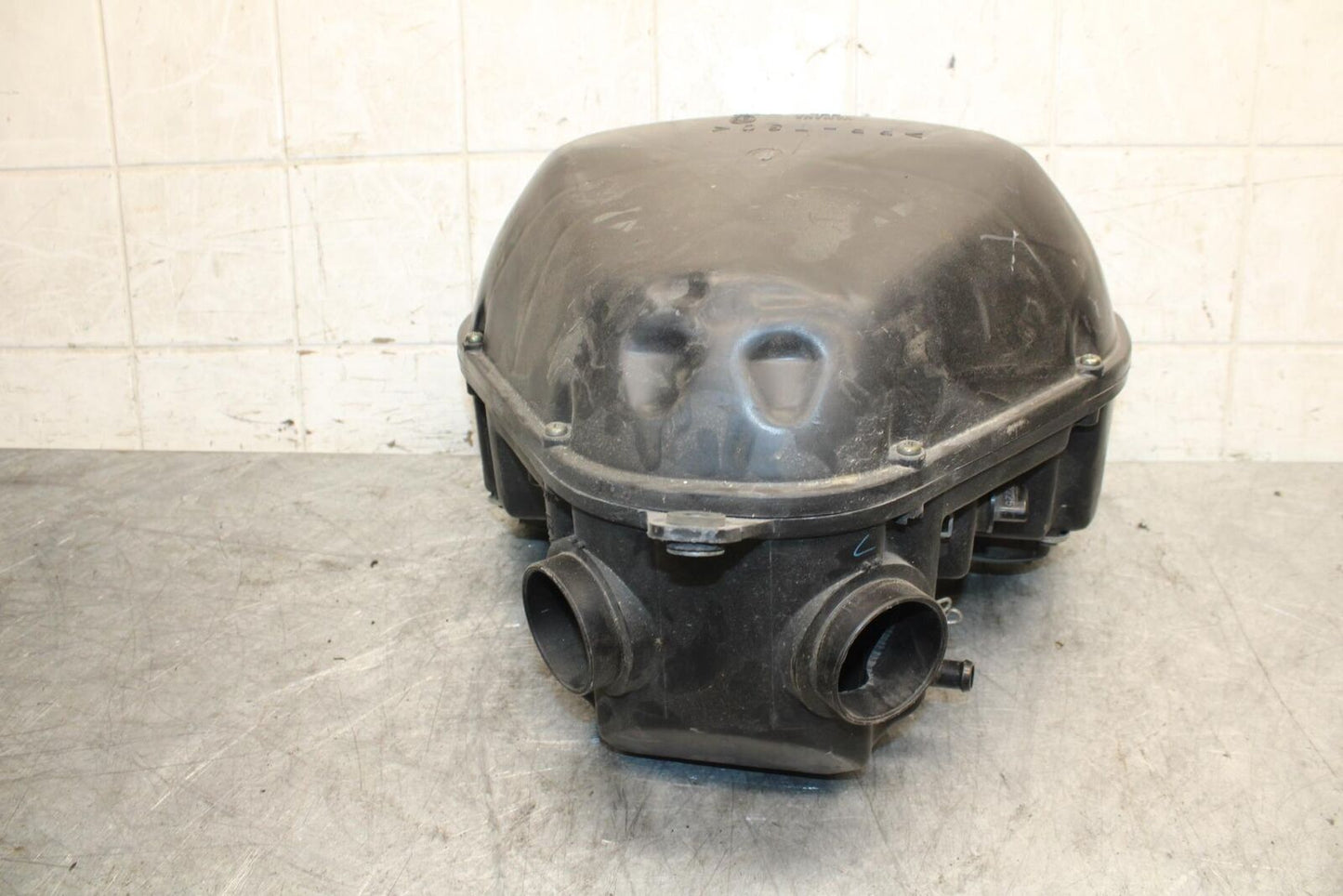 2003 Yamaha YZF R6 AIRBOX  INTAKE FILTER  5SL-14411-00-00 5SL-14421-00-00  BB539