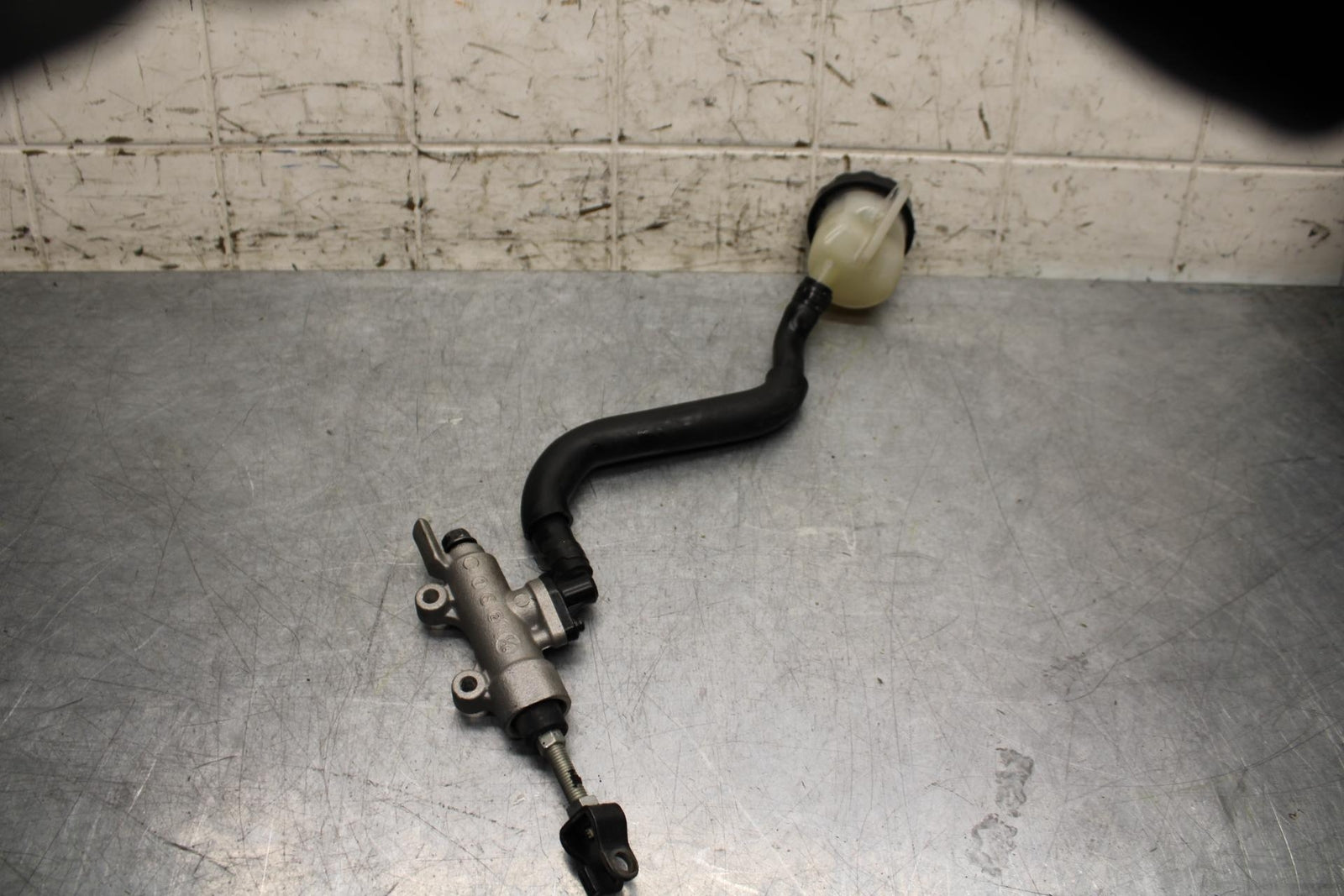 2008 Honda Interceptor 800 VFR800A ABS REAR BACK BRAKE MASTER CYLINDER  BB566