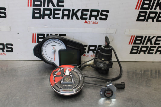 16 APRILIA TUONO V4 1100 IGNITION LOCK GAS CAP SEAT LOCK GAUGE BB905