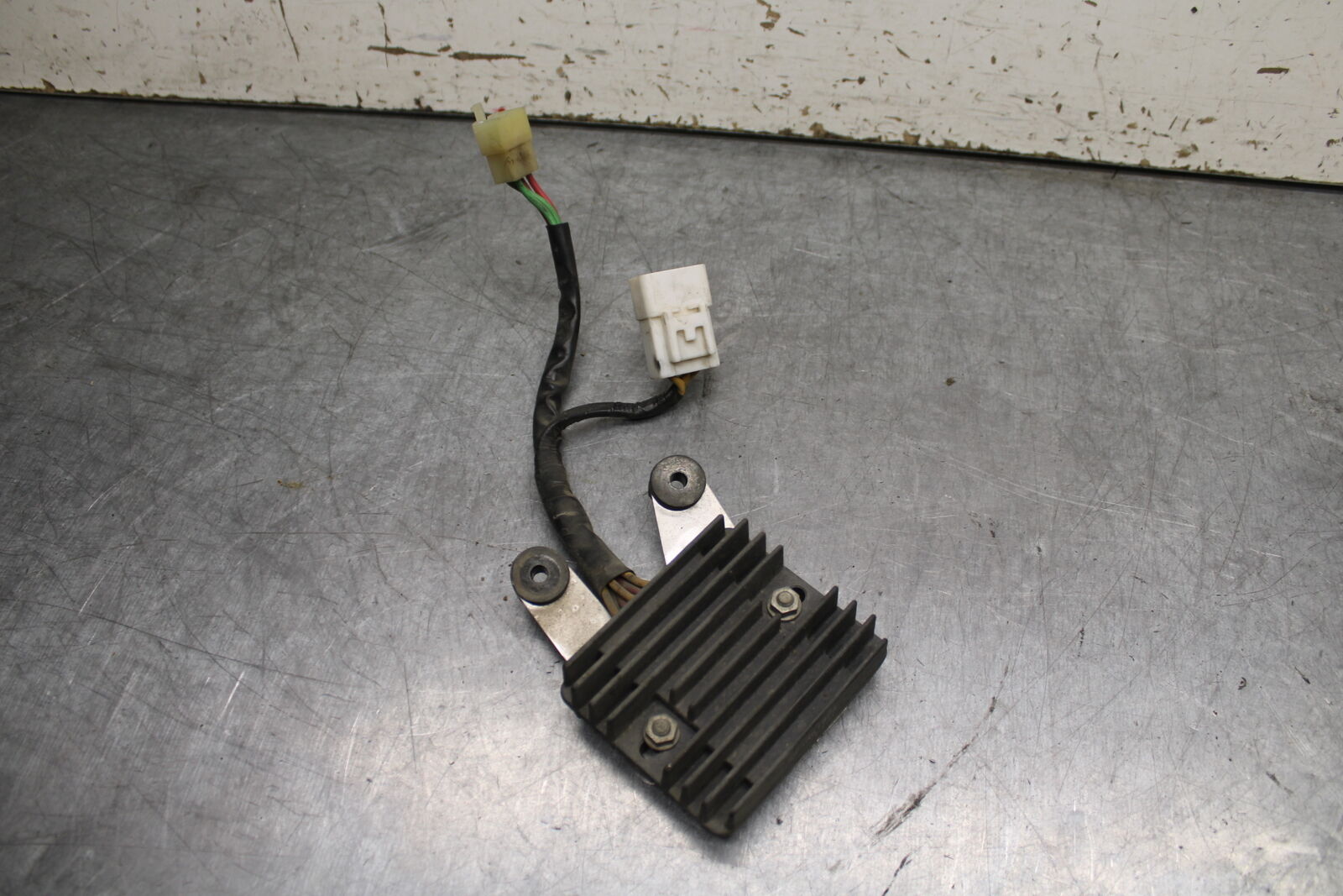 05-06 HONDA CBR600RR RECTIFIER VOLTAGE REGULATOR BB727
