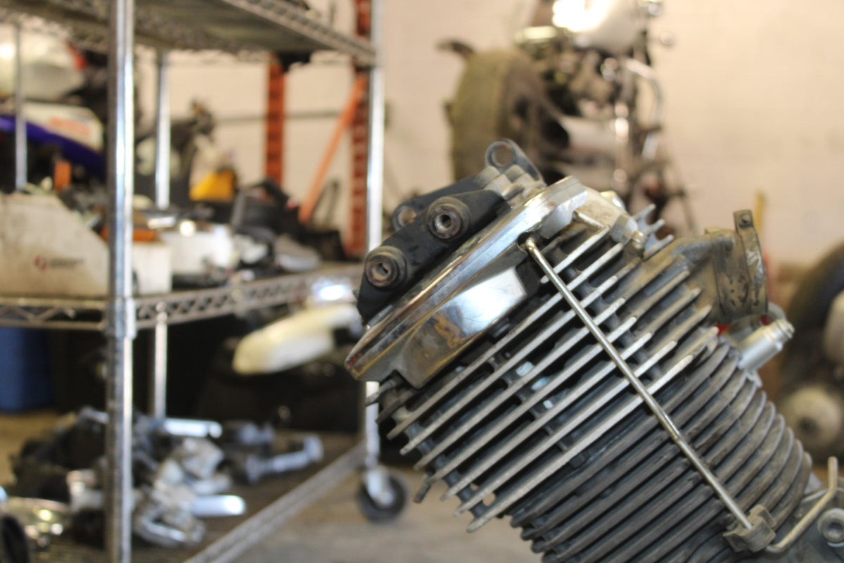 08 YAMAHA V STAR 1100 XVS1100AW CLASSIC ENGINE MOTOR BB916