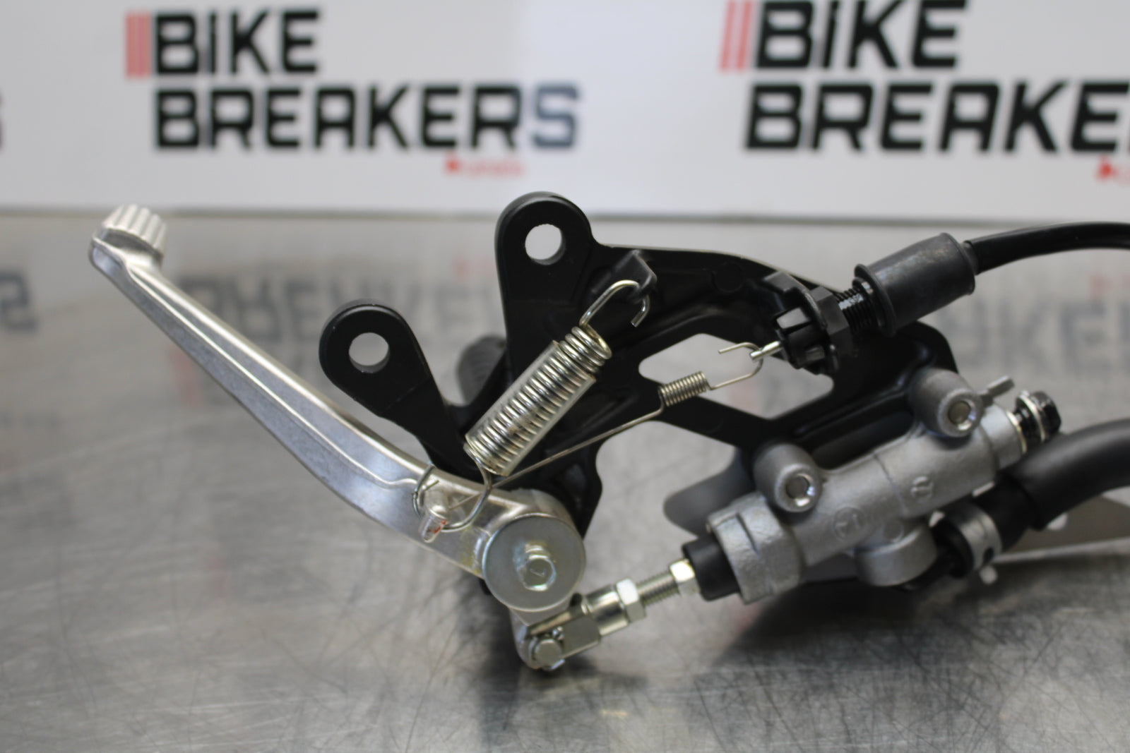 23-24 KAWASAKI NINJA ZX14R NERW!! RIGHT REARSET REAR SET DRIVER FOOT PEG BB153