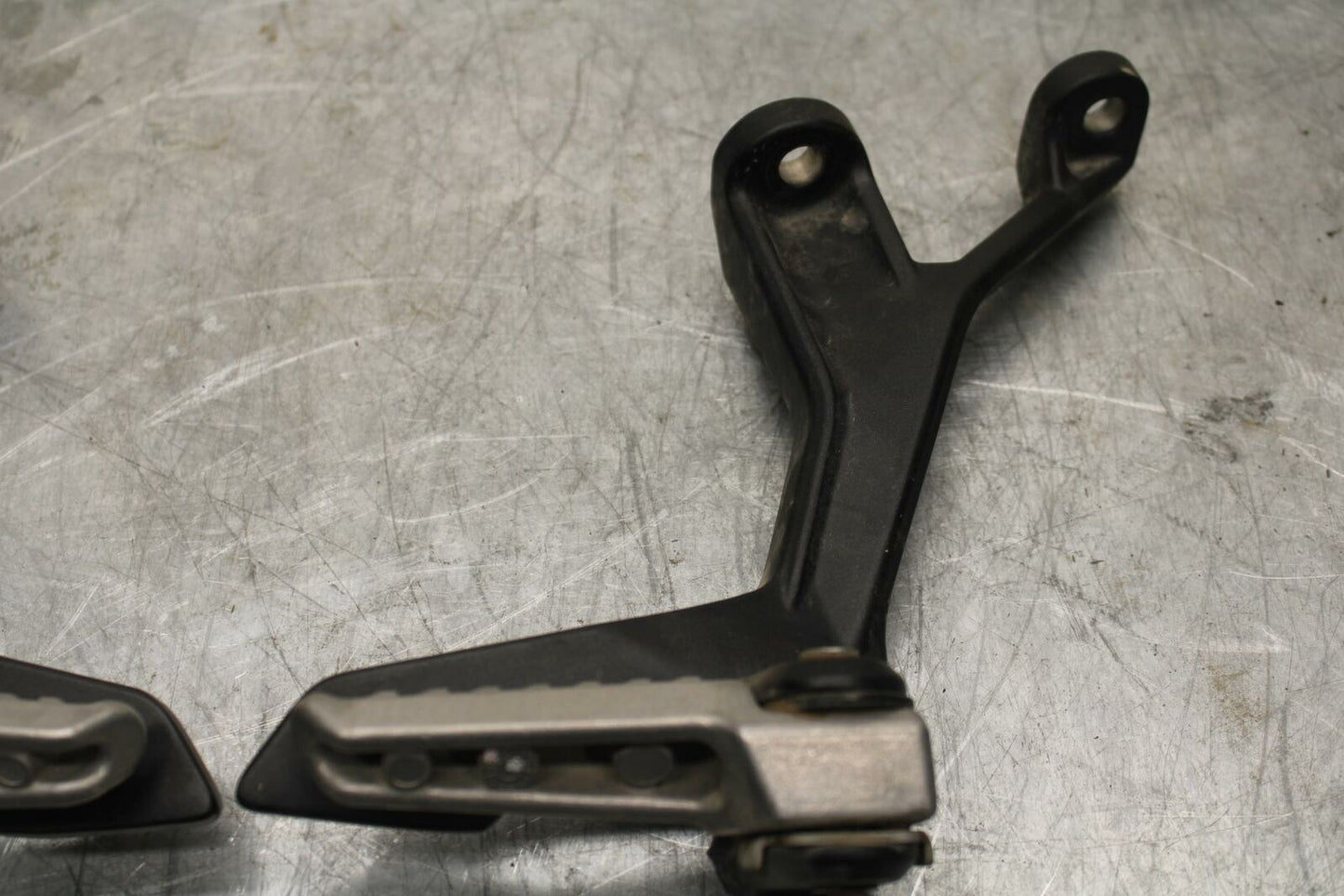 18-22 KAWASAKI NINJA 400 EX400 ABS REAR BACK PASSENGER PEG SET PAIR BB416