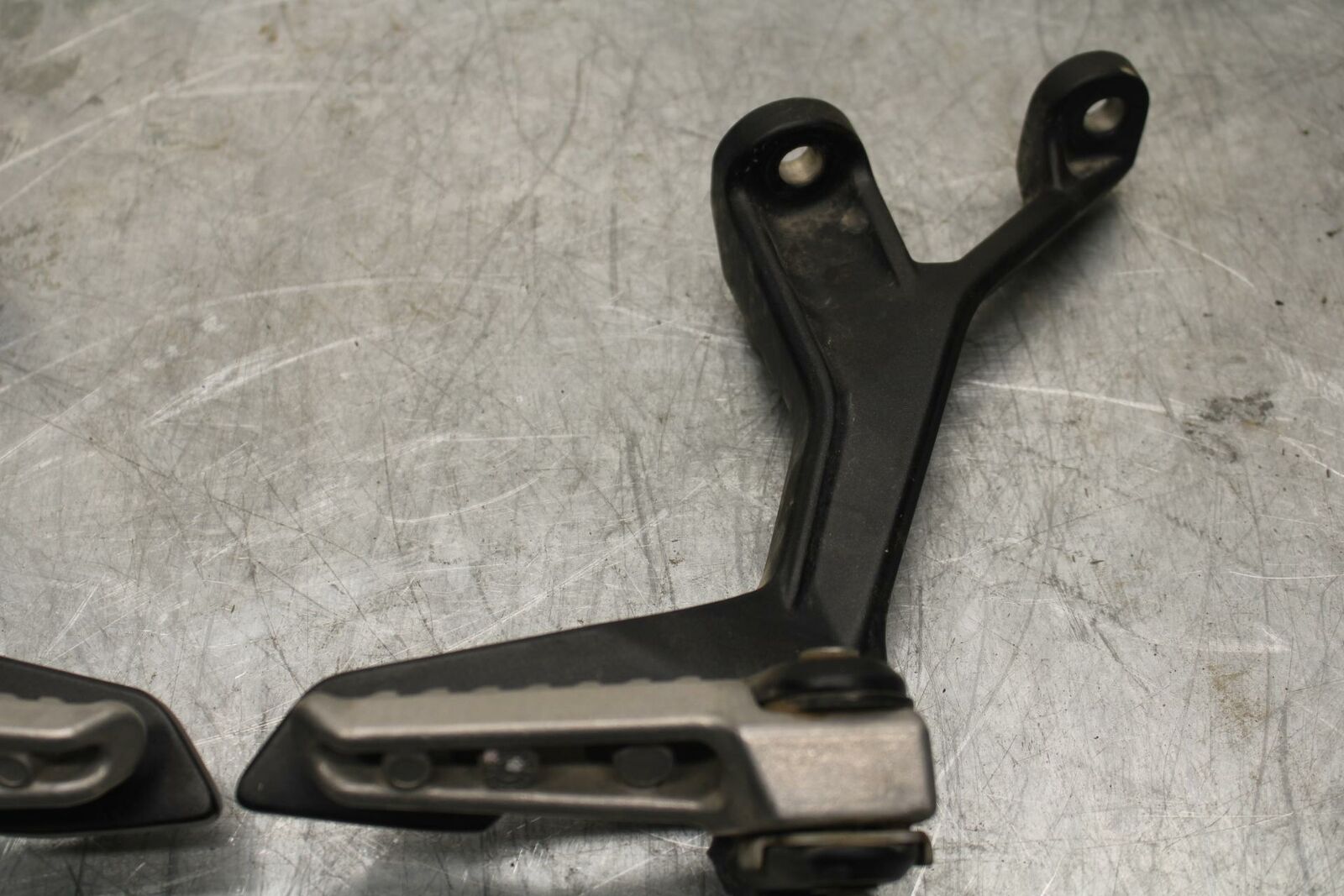 18-22 KAWASAKI NINJA 400 EX400 ABS REAR BACK PASSENGER PEG SET PAIR BB416