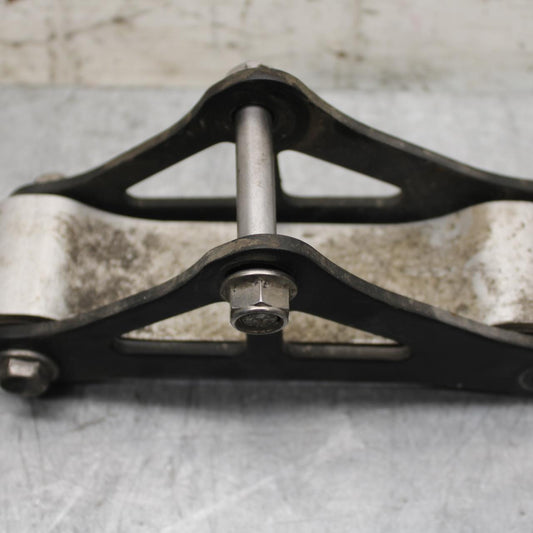 17 KAWASAKI Z900 ZR900 REAR DOGBONE SHOCK LINKAGE LINK BB549