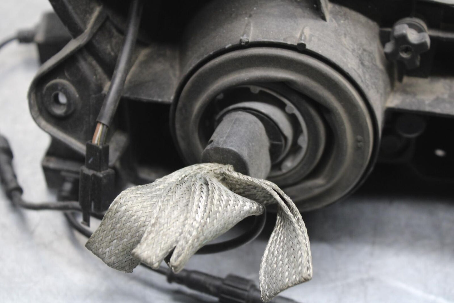 09-12 KAWASAKI NINJA ZX6R FRONT HEADLIGHT HEAD LIGHT LAMP BB617