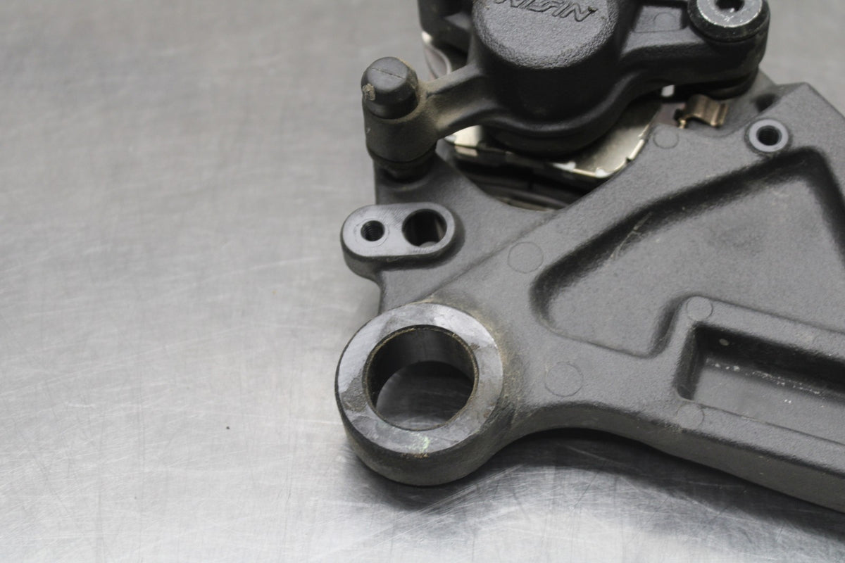 24-25 KAWASAKI NINJA ZX6R REAR BACK BRAKE CALIPER W MOUNT BRACKET BB939