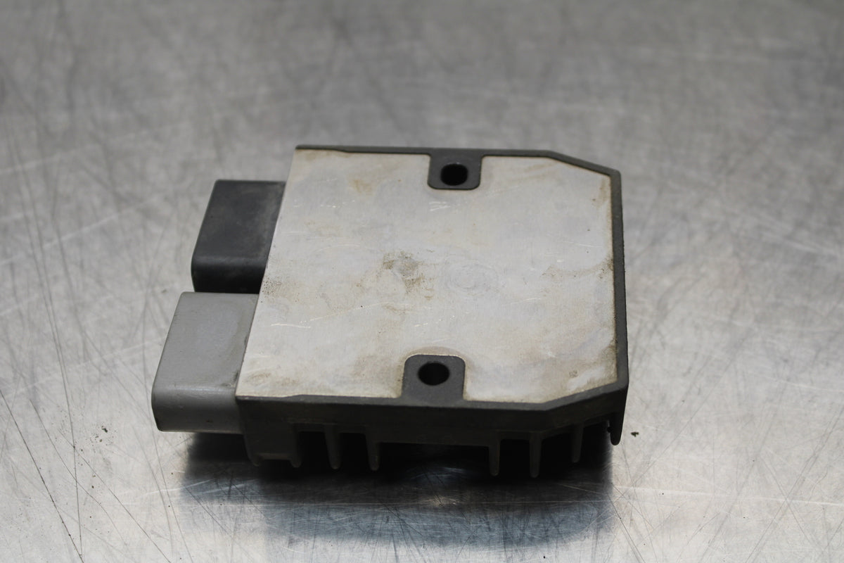 04-05 KAWASAKI NINJA ZX10R RECTIFIER VOLTAGE REGULATOR BB163