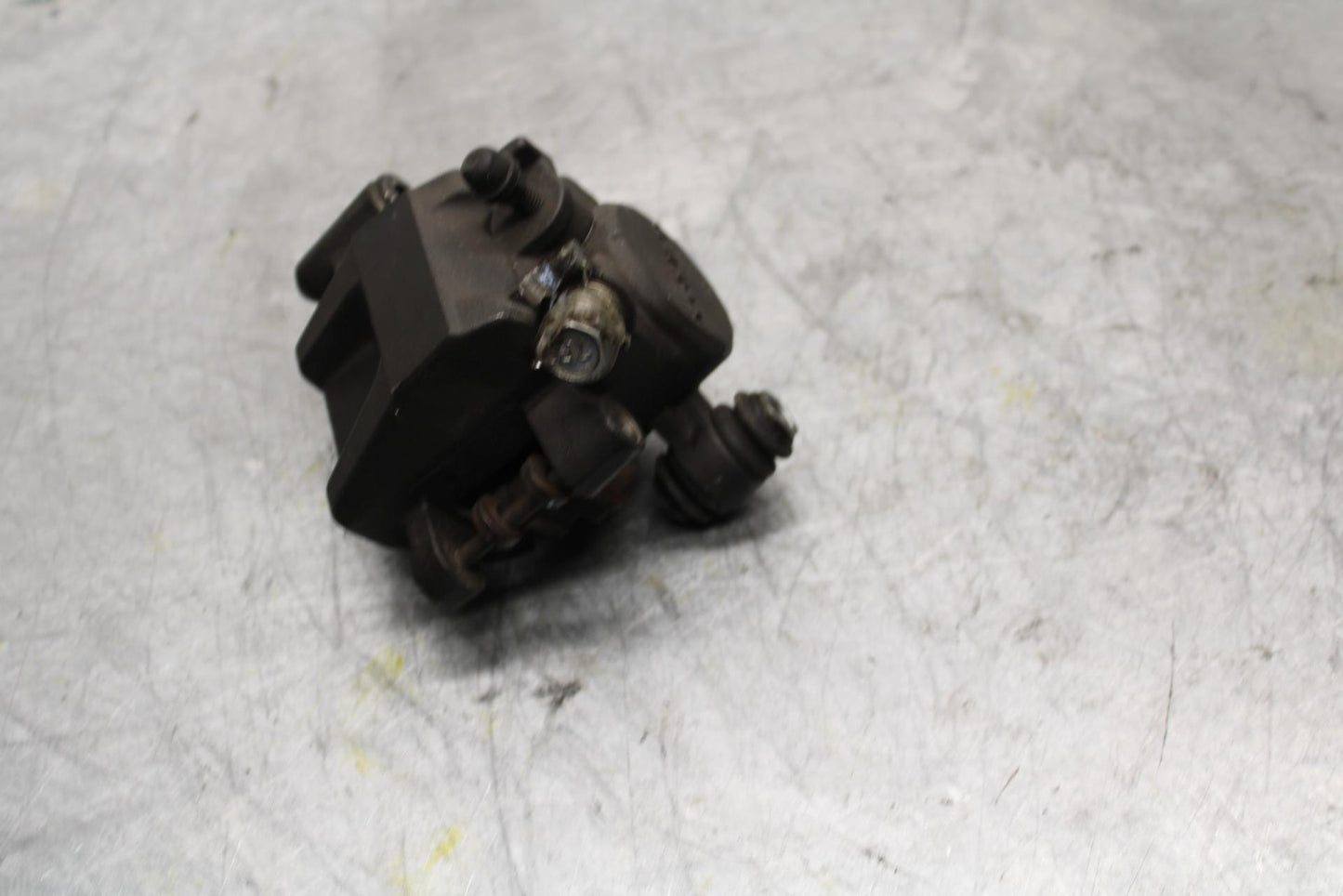 2006 Suzuki GSXR600 REAR BACK BRAKE CALIPER BB447