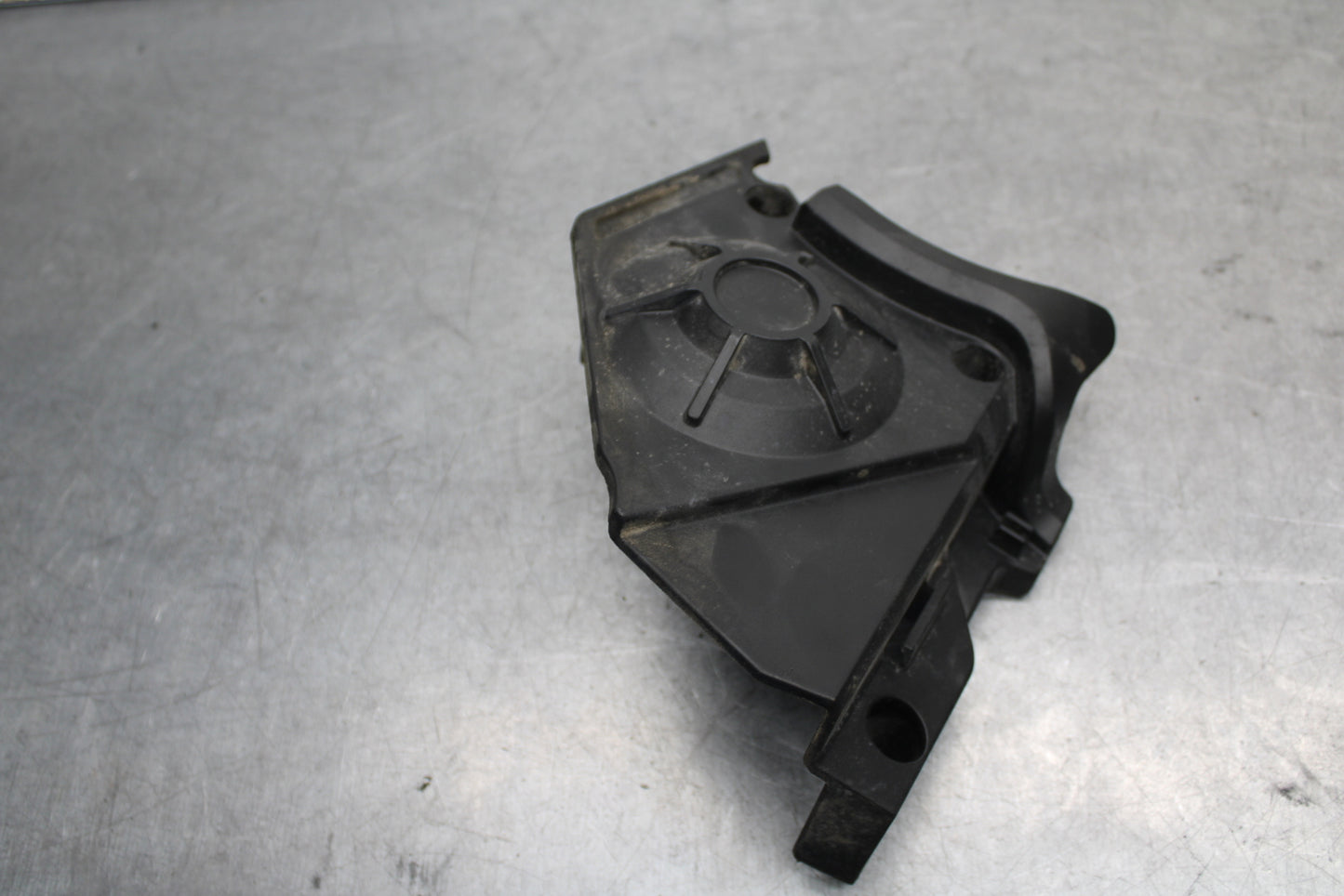 20-23 APRILIA RS660 ENGINE SPROCKET COVER BB643