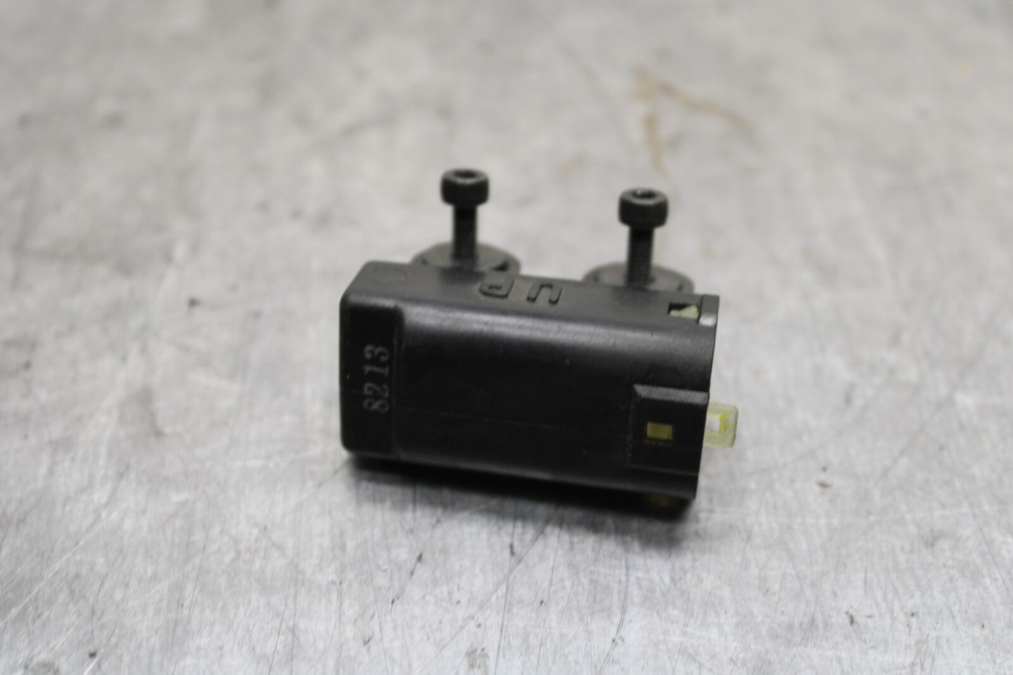08-09 YAMAHA YZF R6S TIP OVER BANK ANGLE CRASH SENSOR SWITCH  BB115