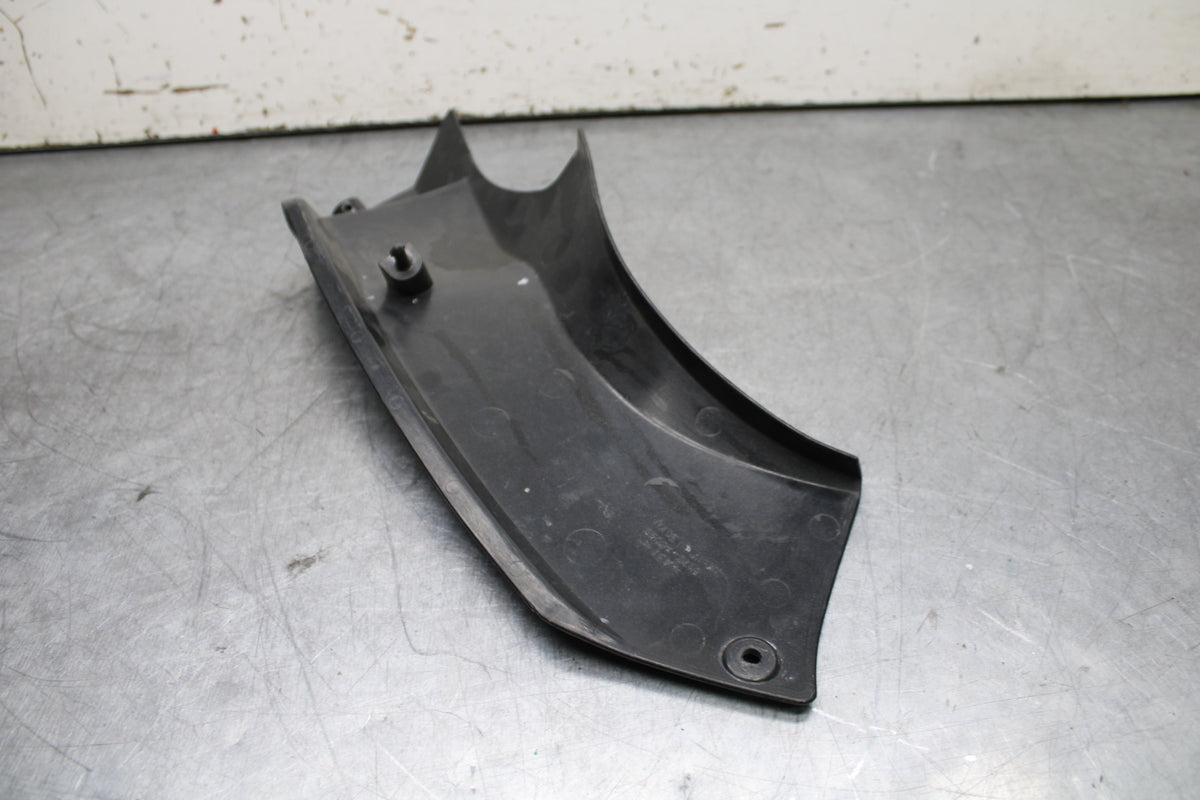 12-17 KAWASAKI ER-6N Z650 RIGHT DUCT COVER BB709