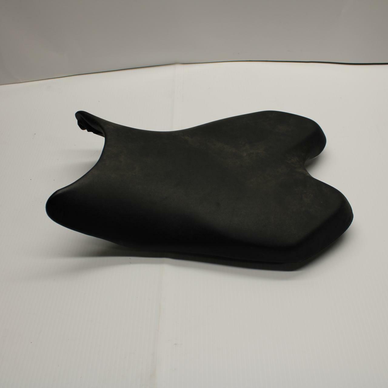 08-16 YAMAHA YZF R6 FRONT DRIVERS SEAT PAD SADDLE PILLION BB247