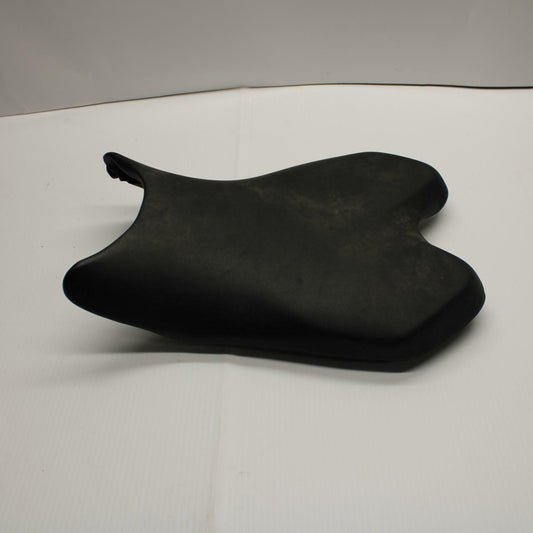 08-16 YAMAHA YZF R6 FRONT DRIVERS SEAT PAD SADDLE PILLION BB247