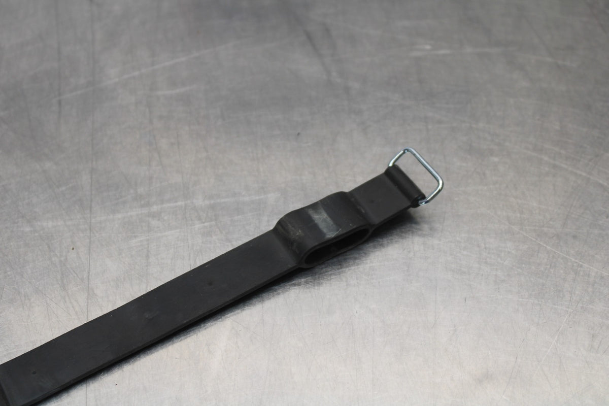 23-24 YAMAHA MT-07 BATTERY HOLD DOWN CLAMP STRAP BB194