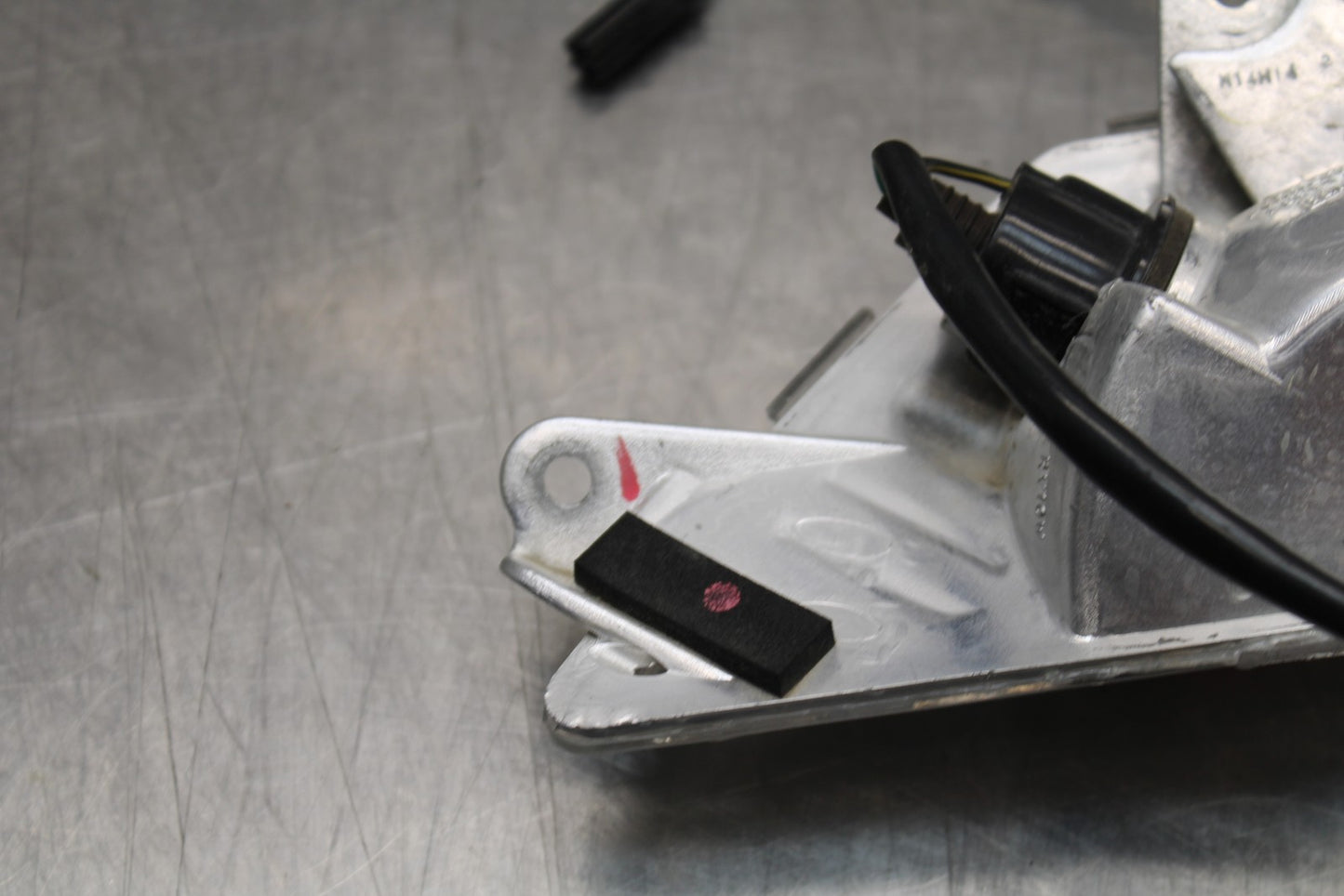 13-17 KAWASAKI NINJA 300 EX300 ABS LEFT FRONT TURN SIGNAL LIGHT INDICATOR BB187