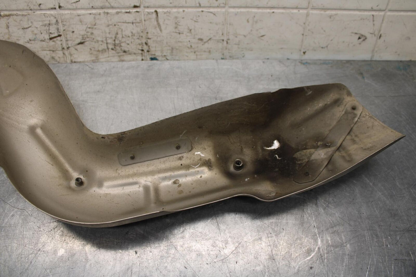2005 Honda CBR600RR REAR BACK MUFFLER EXHAUST PIPE COVER HEAT SHIELD  BB564