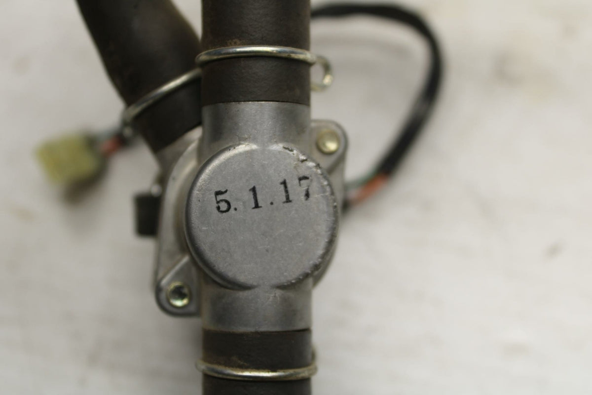 04-05 HONDA CBR1000RR AIR VALVE SOLENOID TOP ENGINE SWITCH SENSOR BB285