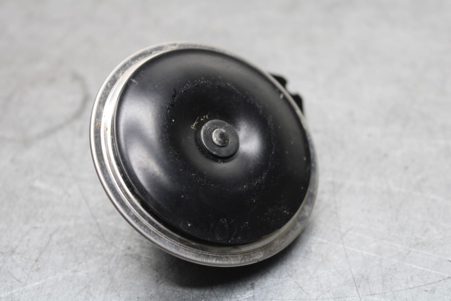 22-24 YAMAHA XSR900 HORN SIGNAL BB683