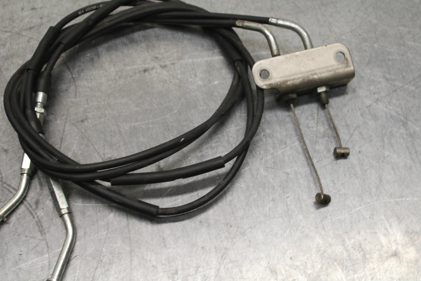 06-07 SUZUKI GSXR750 THROTTLE CABLES LINES  BB110