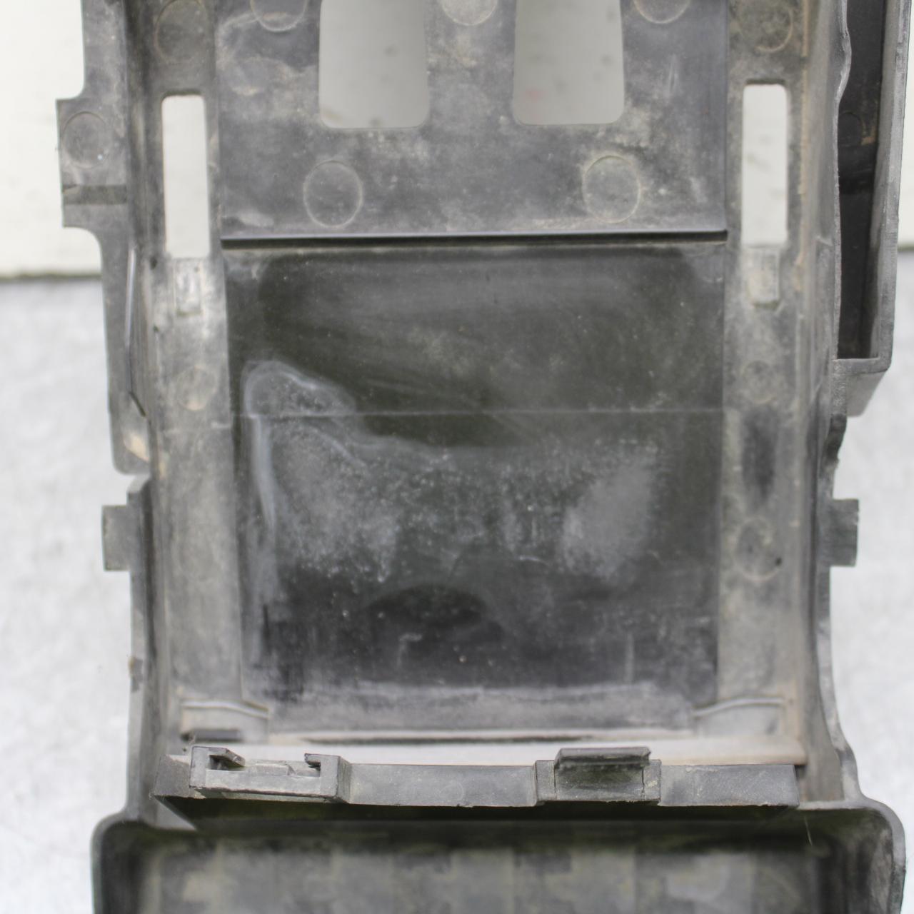 06-07 SUZUKI GSXR750 REAR BACK TAIL UNDERTAIL BATTERY TRAY PLASTIC BB645