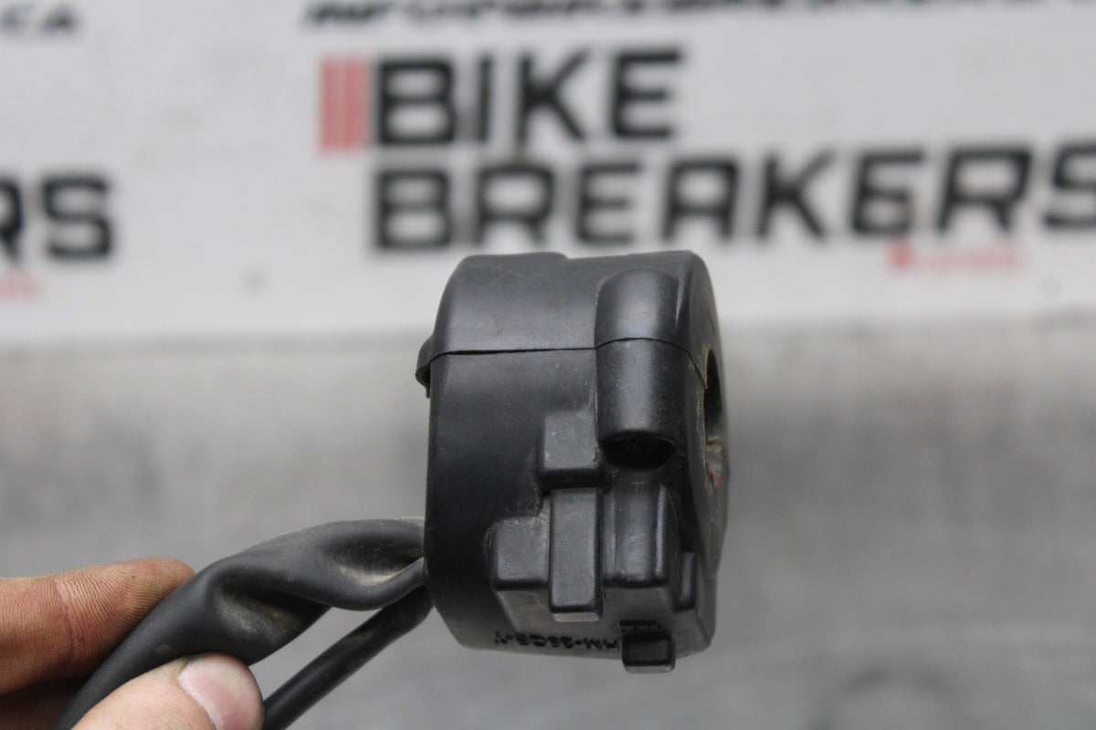 08 HONDA CBR125R LEFT CLIP ON HANDLE HORN SIGNALS SWITCH SWITCHES BB804