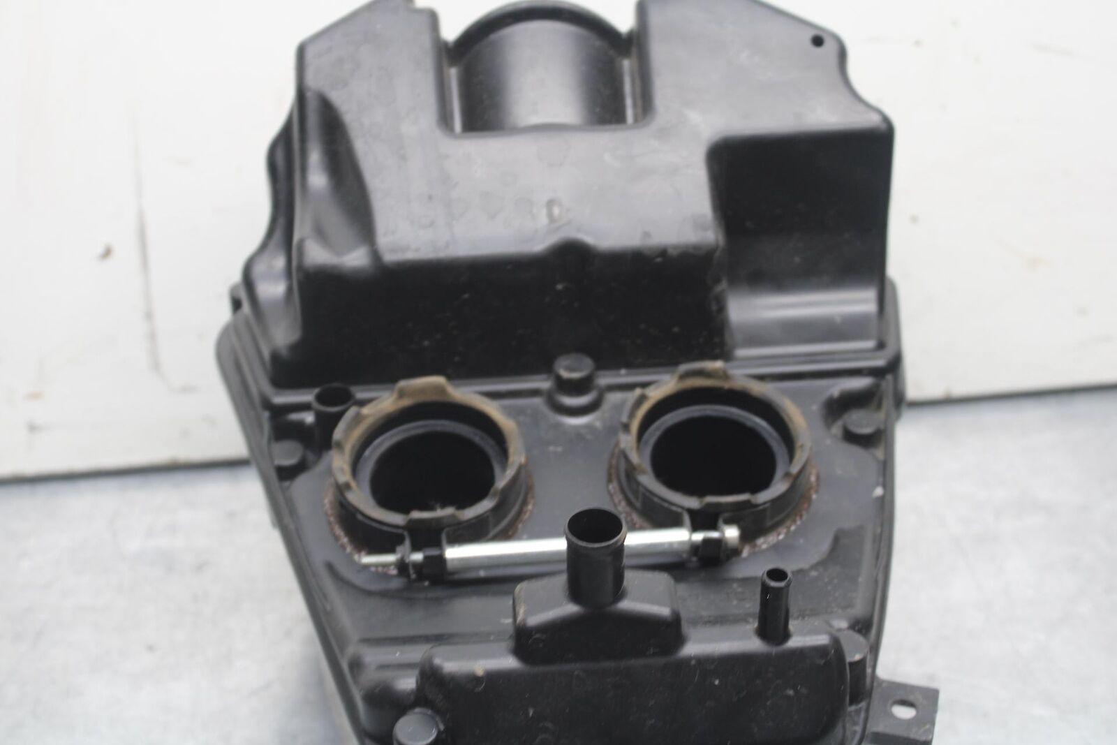 12-17 KAWASAKI ER-6N Z650 AIRBOX AIR INTAKE FILTER BOX BB607