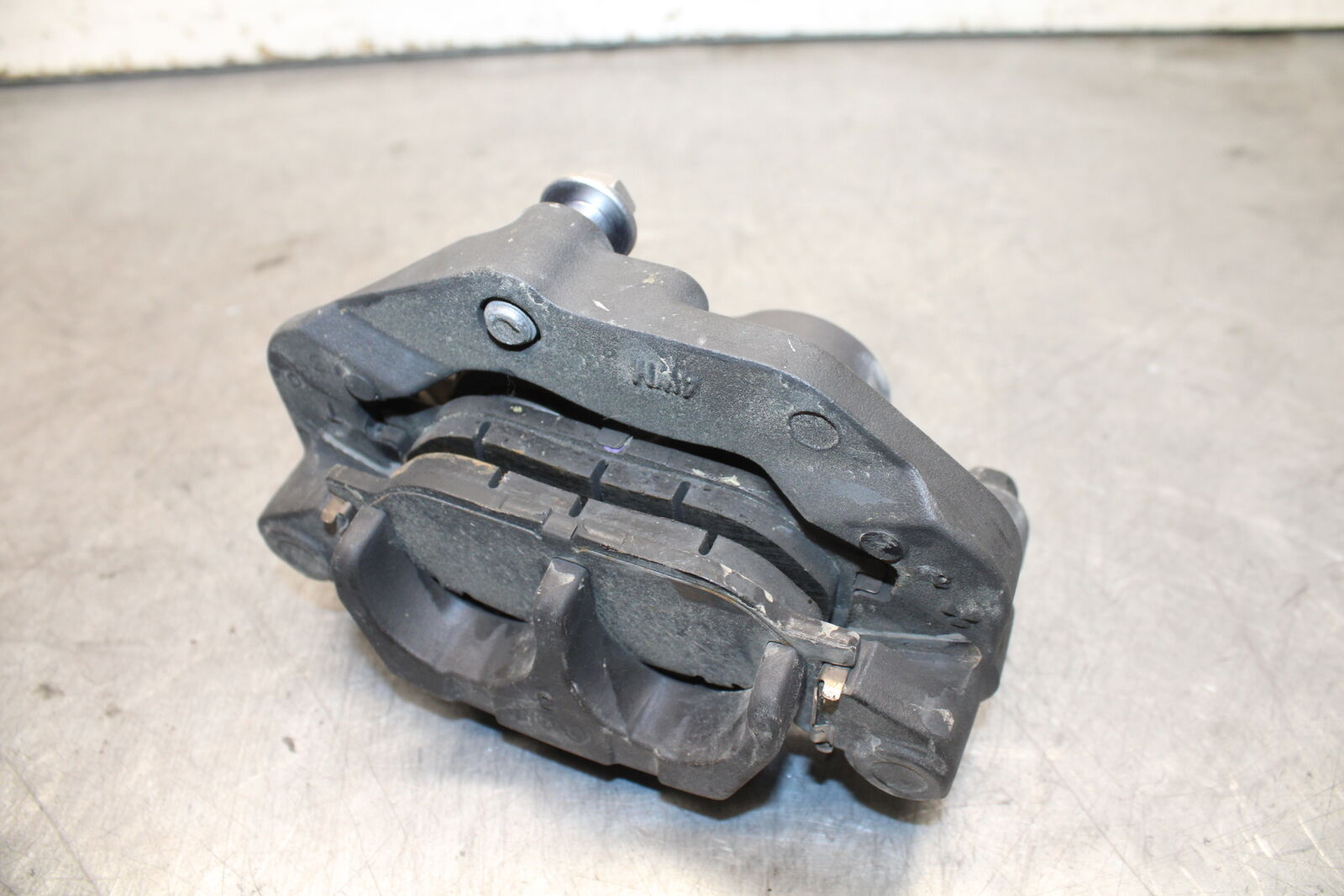 17-24 YAMAHA BOLT XVS950 LEFT FRONT BRAKE CALIPER BB729