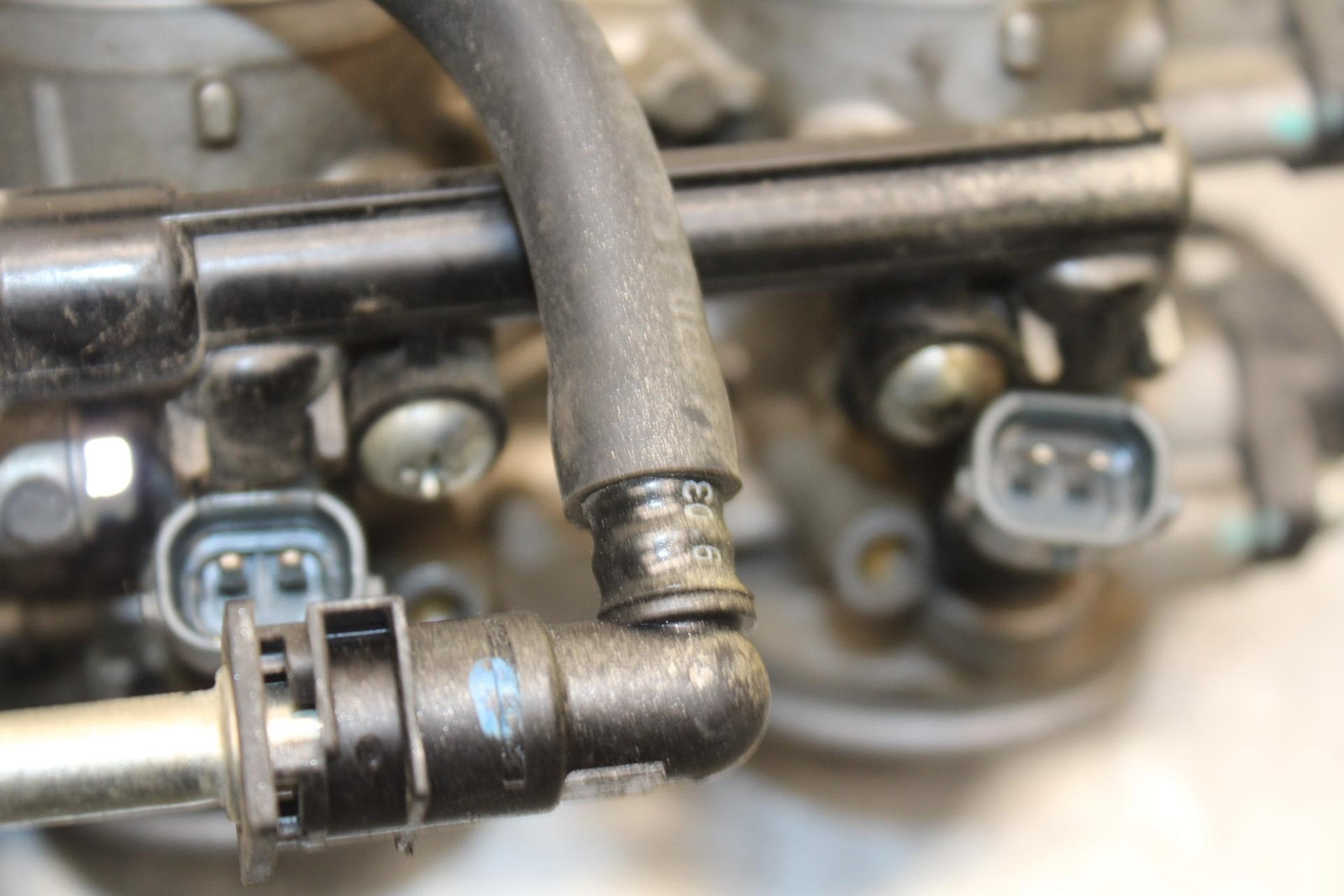 09-12 KAWASAKI NINJA ZX6R MAIN FUEL INJECTORS / THROTTLE BODIES 16163-0128 BB617