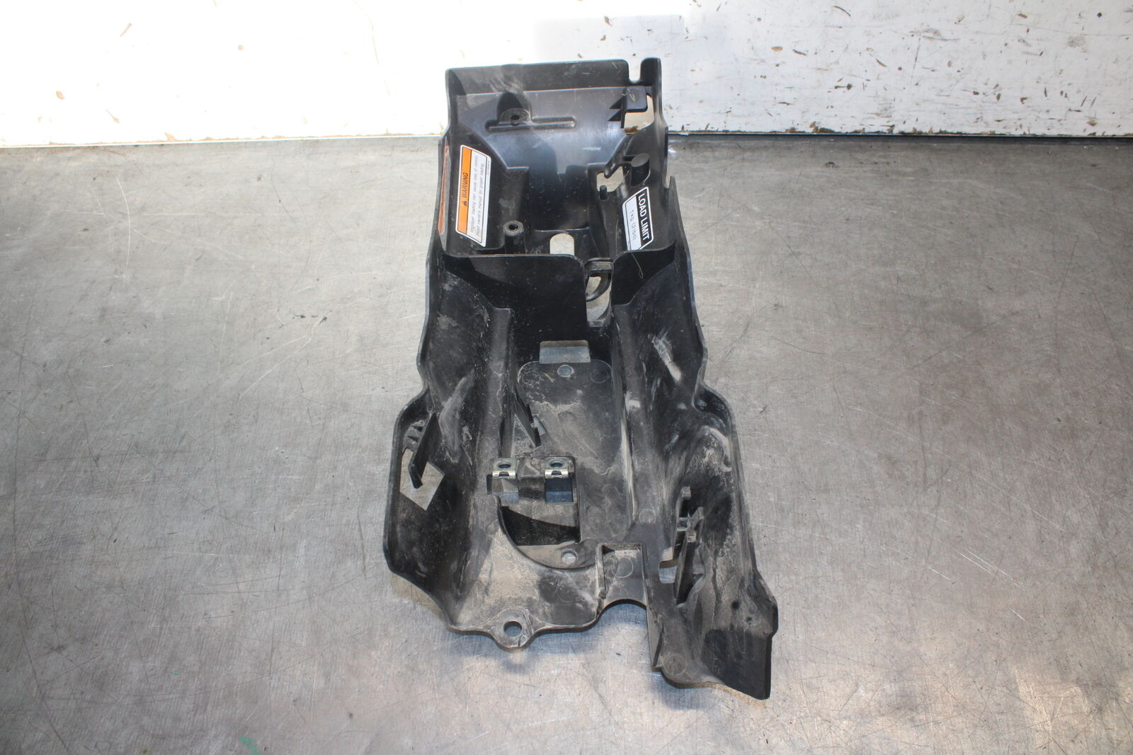 09-14 YAMAHA YZF R1 REAR BACK TAIL UNDERTAIL FAIRING COWL FENDER BB696