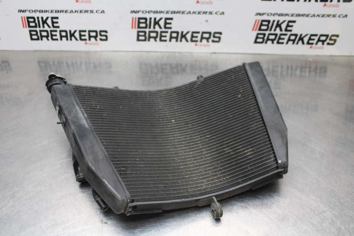 08-10 SUZUKI GSXR 600 ENGINE RADIATOR MOTOR COOLER COOLING RADIATER BB835