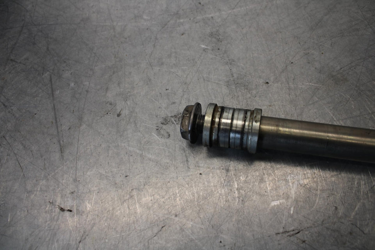 08-16 YAMAHA YZF R6 FRONT WHEEL RIM AXLE PIVOT BOLT 2C0-25181-00-00 BB436