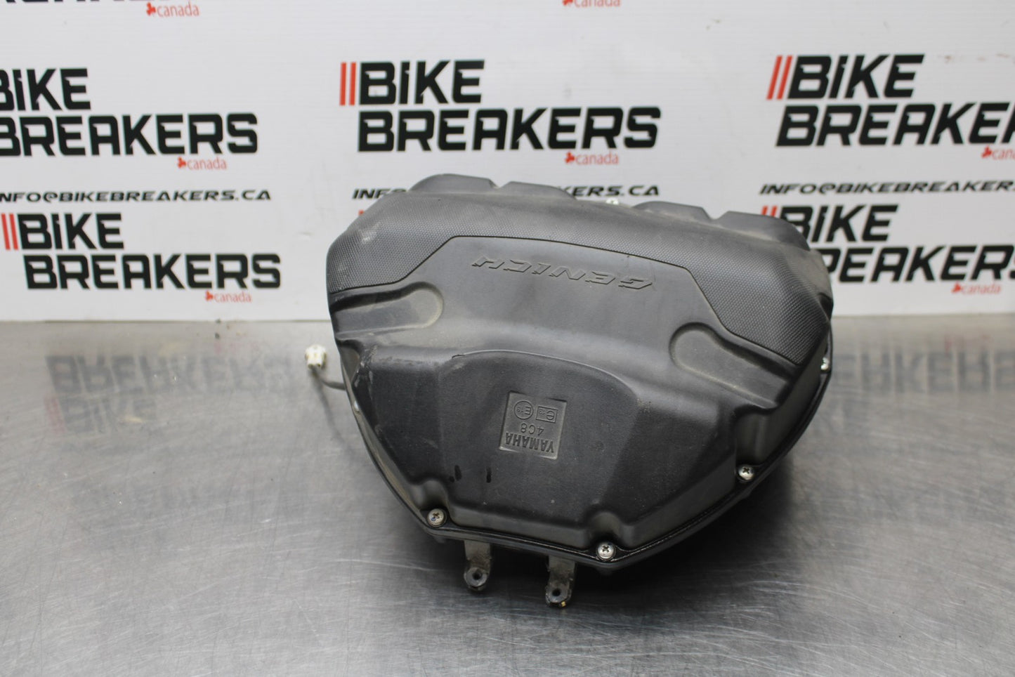 07-08 YAMAHA YZF R1 AIRBOX AIR INTAKE FILTER BOX /W STACKS BB771
